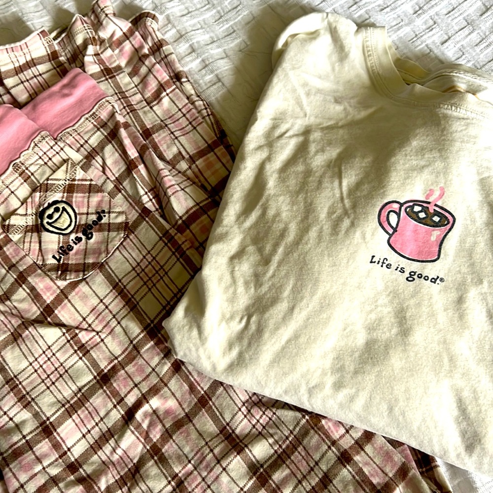 Life is Good Women’s Medium pajamas